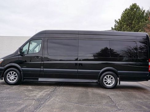 Used 2014 Mercedes-Benz Sprinter 2500 image 8