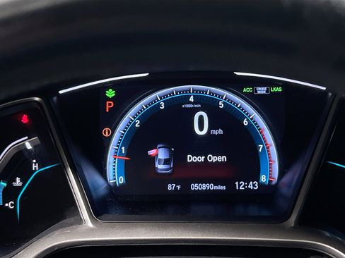 Used 2020 Honda Civic EX image 23