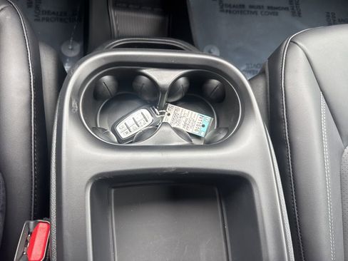 New 2026 Chrysler Voyager LX image 17