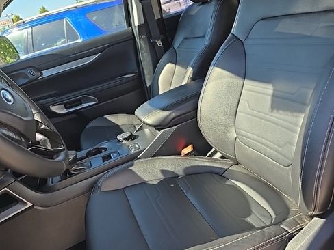 Used 2024 Ford Ranger Lariat w/ FX4 Off-Road Package image 14