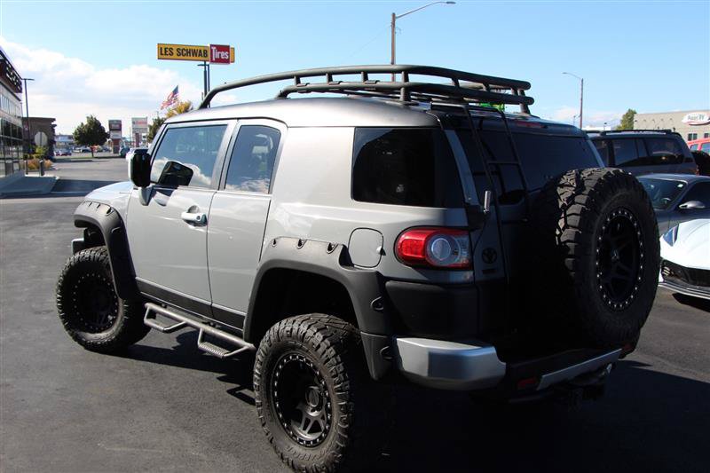 Used 2014 Toyota FJ Cruiser 4WD w/ Convenience Package image 43