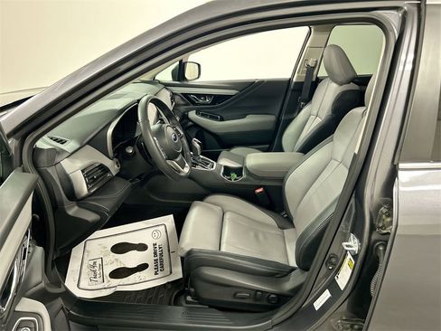 Used 2025 Subaru Outback Limited w/ Popular Package #2 image 9