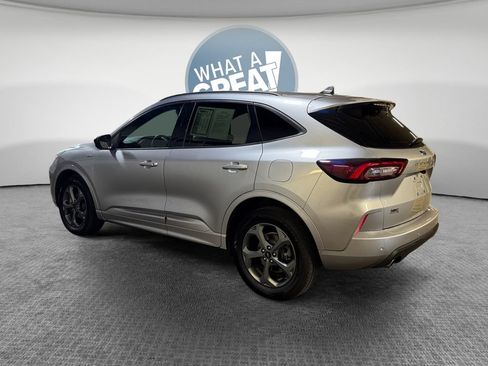 Used 2023 Ford Escape ST-Line w/ Tech Pack #1 AWD/4WD image 6