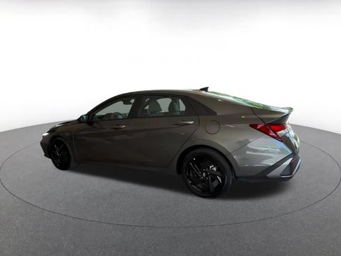 Used 2026 Hyundai Elantra Sport FWD image 10
