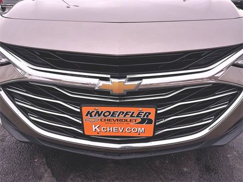 Used 2024 Chevrolet Malibu LT image 32