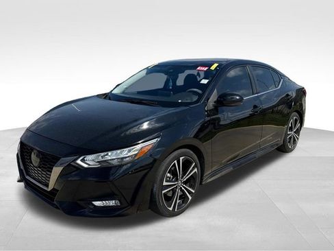 Used 2022 Nissan Sentra SR w/ Electronics Package image 3