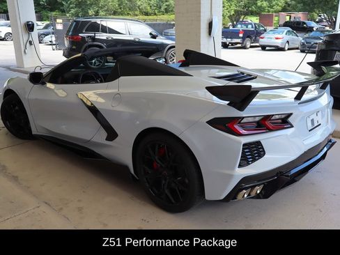 Used 2023 Chevrolet Corvette Stingray Premium Conv w/ Z51 Performance Package RWD image 8