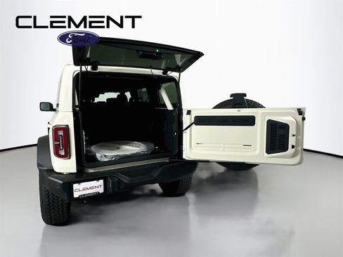 New 2026 Ford Bronco Outer Banks w/ Sasquatch Package AWD/4WD image 10