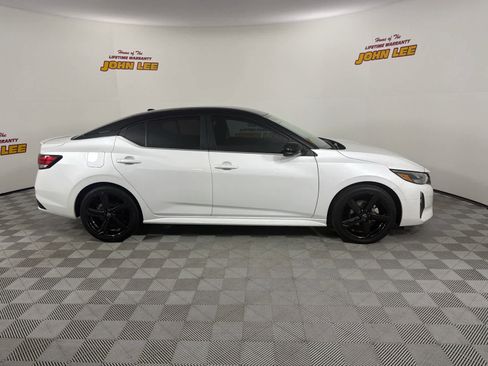 Used 2024 Nissan Sentra SR image 7