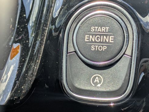 Used 2024 Mercedes-Benz GLA 250 image 26