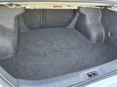 Used 2025 Nissan Altima 2.5 S image 13