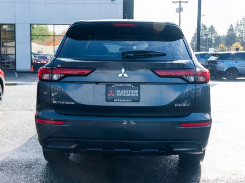 Used 2025 Mitsubishi Outlander SEL Black Edition image 5