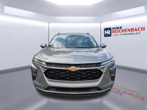 New 2026 Chevrolet Trax LT FWD image 10