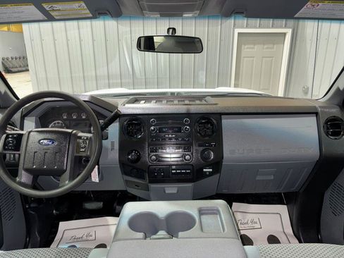 Used 2016 Ford F250 XL w/ Power Equipment Group image 17