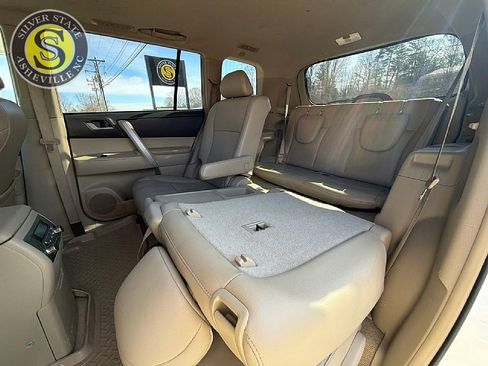 Used 2010 Toyota Highlander SE image 15