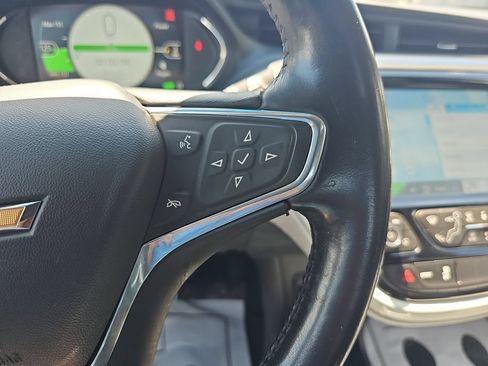 Used 2020 Chevrolet Bolt LT FWD image 18