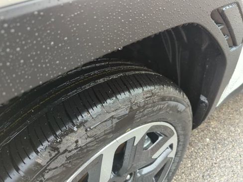 New 2025 Subaru Forester Limited image 27