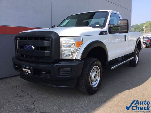 Used 2015 Ford F250 XL w/ Snow Plow Prep Package image 5