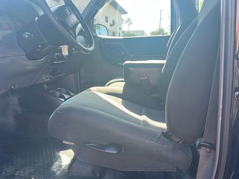 Used 2003 Ford Ranger XLT image 8