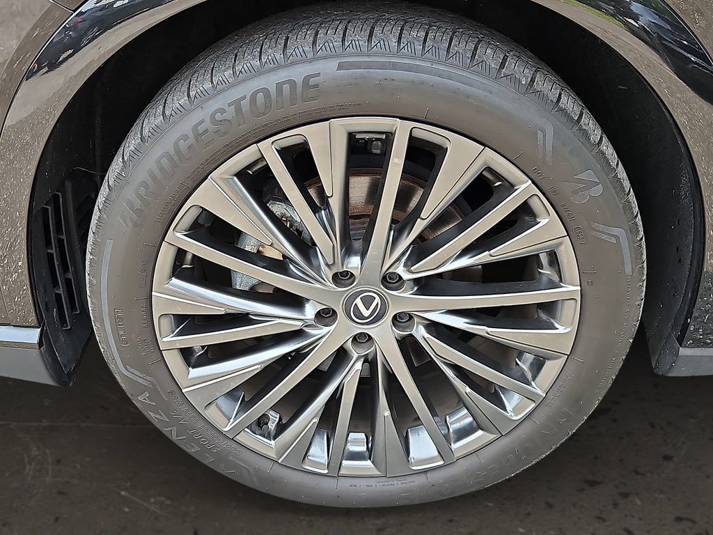 Used 2023 Lexus RX 350 AWD w/ Accessory Package (K3) image 10