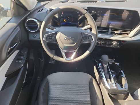 New 2026 Chevrolet Trax LT w/ Midnight Edition image 14