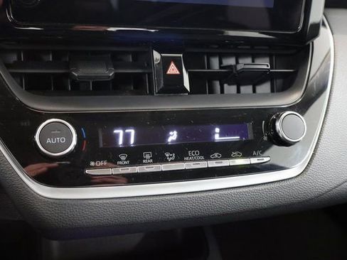 Used 2024 Toyota Corolla LE image 21