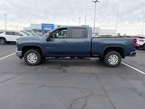New 2026 Chevrolet Silverado 2500 LT w/ All Star Edition AWD/4WD image 10