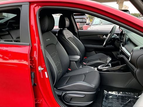 Used 2024 Kia Forte GT-Line image 8