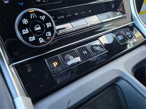 New 2026 Nissan Armada Platinum Reserve image 24