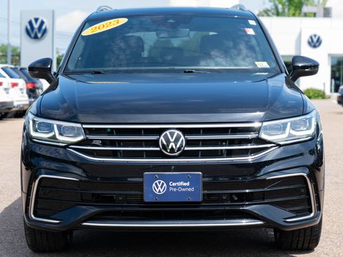 Certified 2023 Volkswagen Tiguan SEL R-Line AWD/4WD image 9