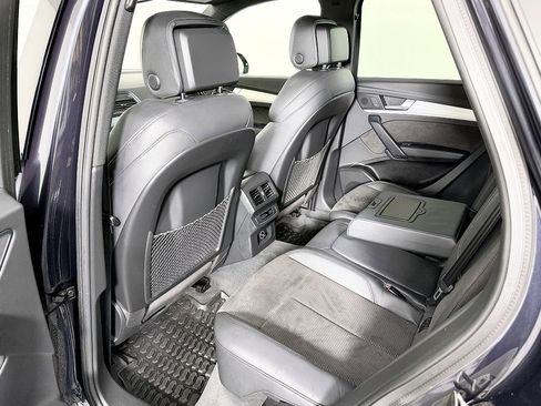 Used 2020 Audi SQ5 Premium w/ Convenience Package image 40