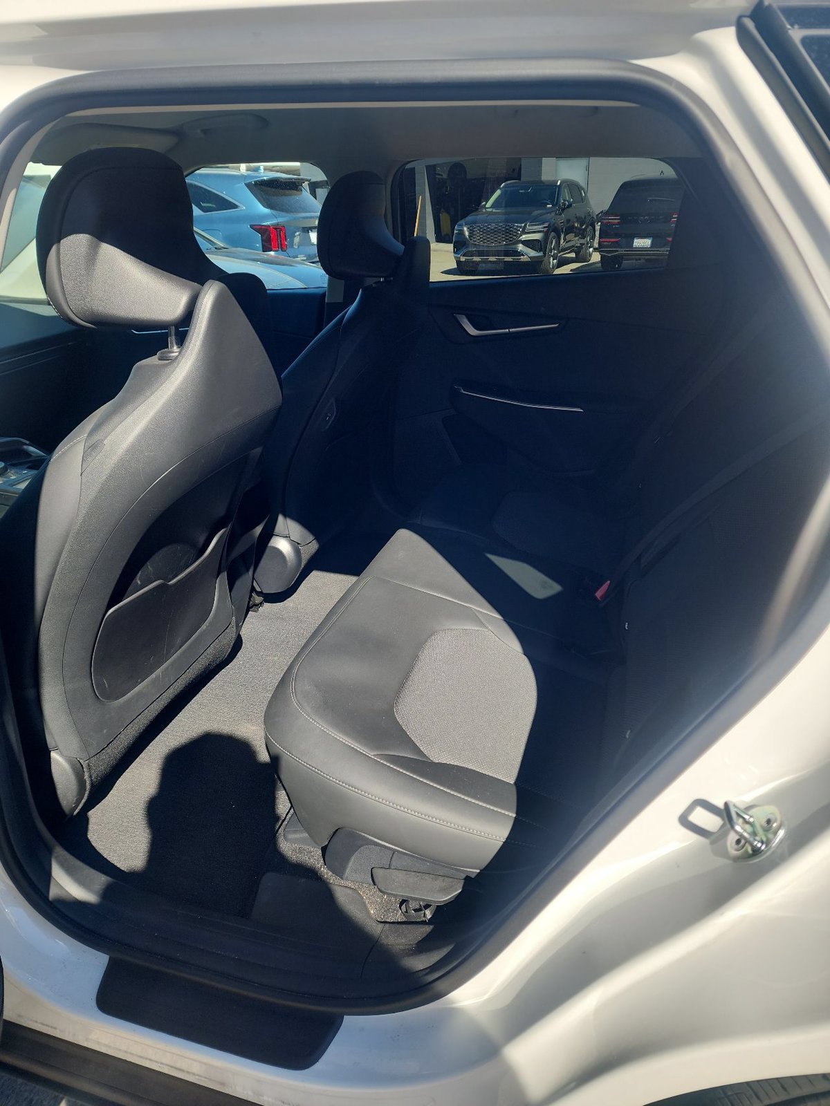 Used 2024 Kia EV6 Light RWD image 6