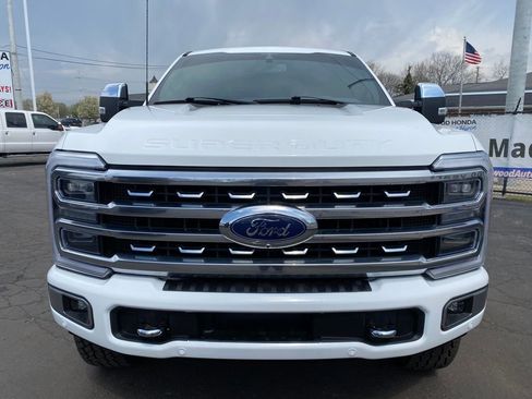 Used 2023 Ford F250 Platinum w/ Tremor Off-Road Package AWD/4WD image 9