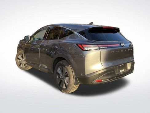 Used 2025 Nissan Murano SL image 3