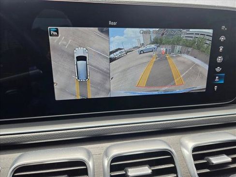 Certified 2023 Mercedes-Benz GLS 580 4MATIC image 11