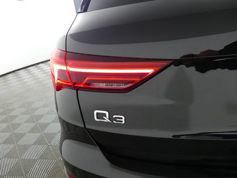 Used 2023 Audi Q3 2.0T Premium AWD/4WD image 30