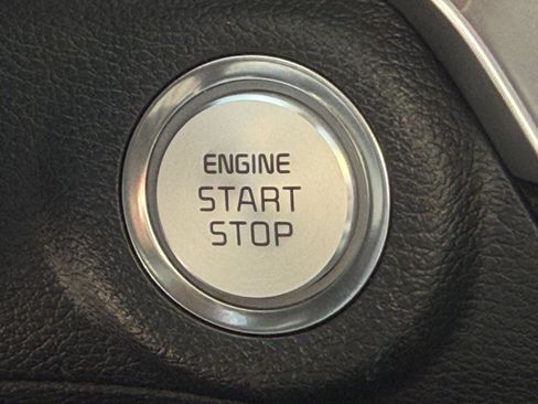 Used 2025 Kia Telluride SX w/ SX Captain's Chair Package FWD image 36