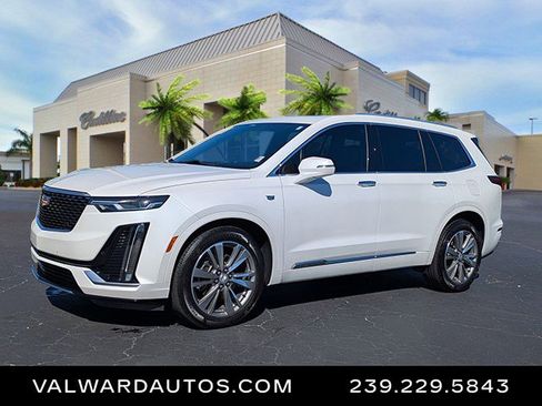 Used 2021 Cadillac XT6 Premium Luxury image 1