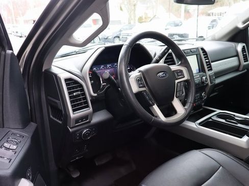 Used 2020 Ford F350 Lariat image 4