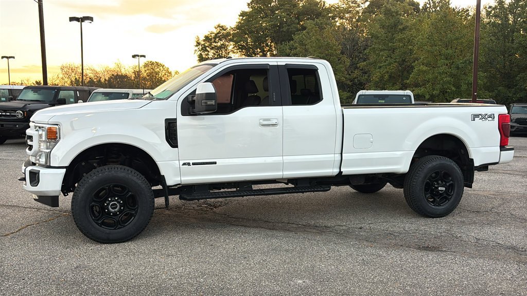 Used 2022 Ford F350 Lariat AWD/4WD image 3