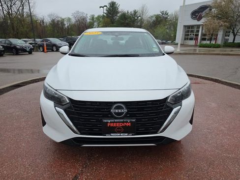 Used 2025 Nissan Sentra S FWD image 8
