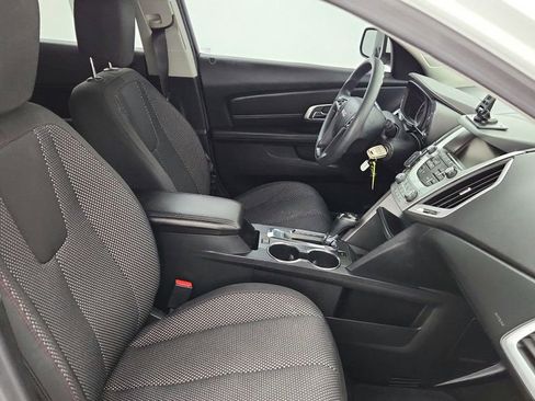 Used 2017 GMC Terrain SLE image 23