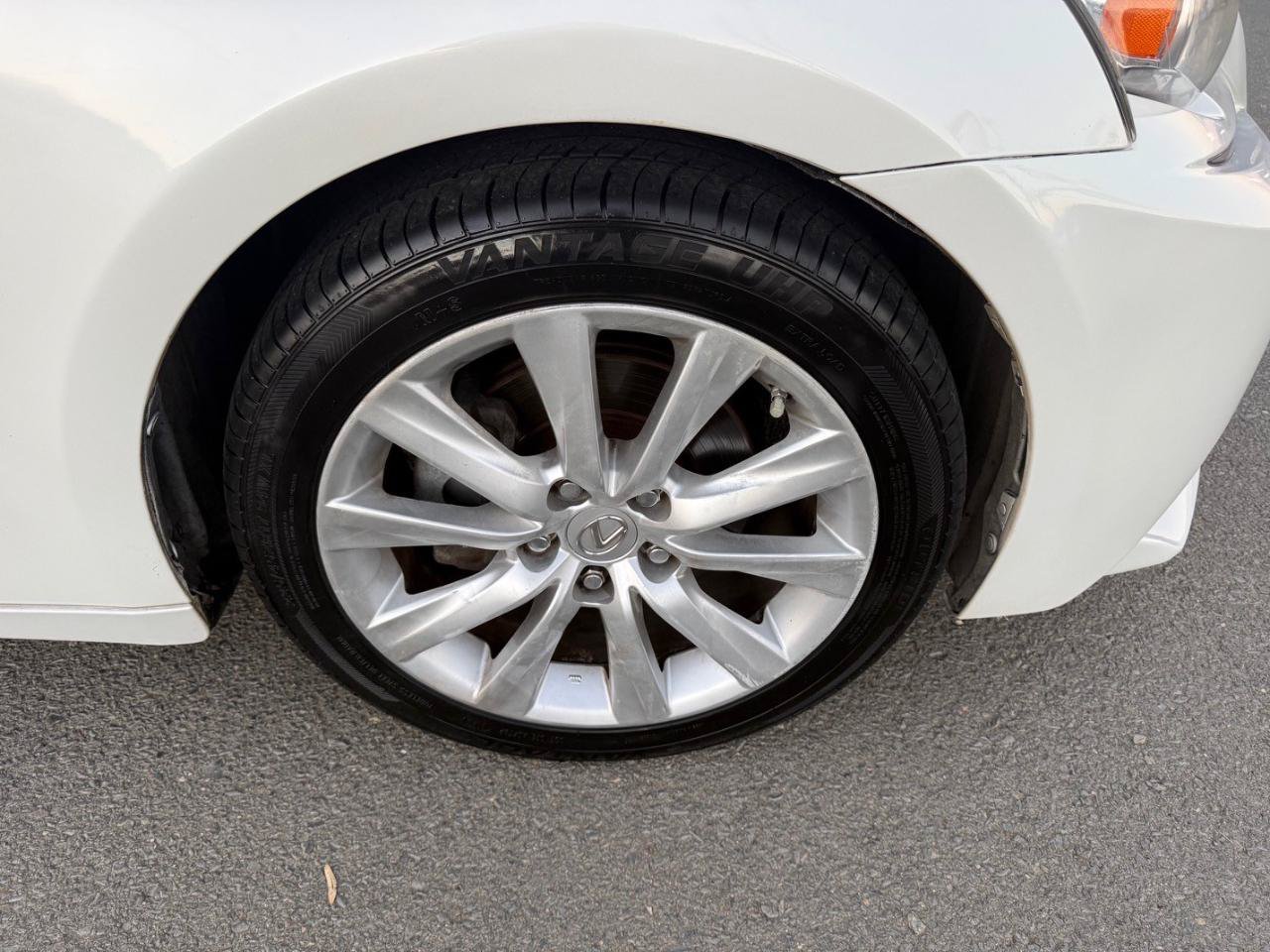 Used 2015 Lexus IS 250 RWD image 15