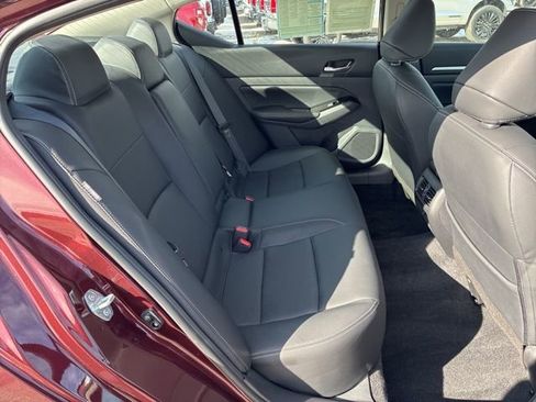 Used 2025 Nissan Altima 2.5 SL image 25