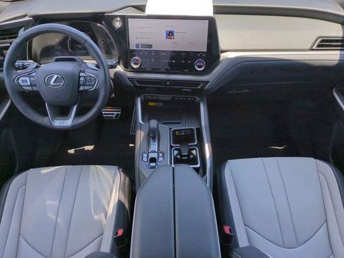 Used 2025 Lexus TX 350 AWD image 17