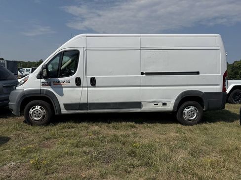Used 2014 RAM ProMaster 2500 w/ Interior Convenience Group FWD image 6