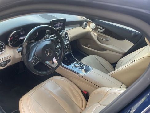 Used 2017 Mercedes-Benz C 300 4MATIC Sedan image 23