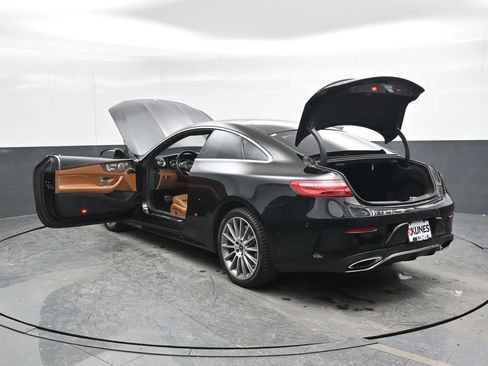 Used 2018 Mercedes-Benz E 400 4MATIC Coupe image 45