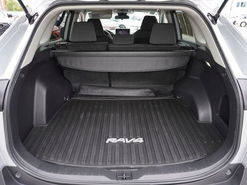 Certified 2024 Toyota RAV4 XLE FWD image 8