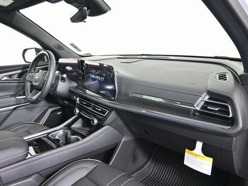 New 2026 Chevrolet Traverse High Country w/ LPO, Floor Liner Package image 14